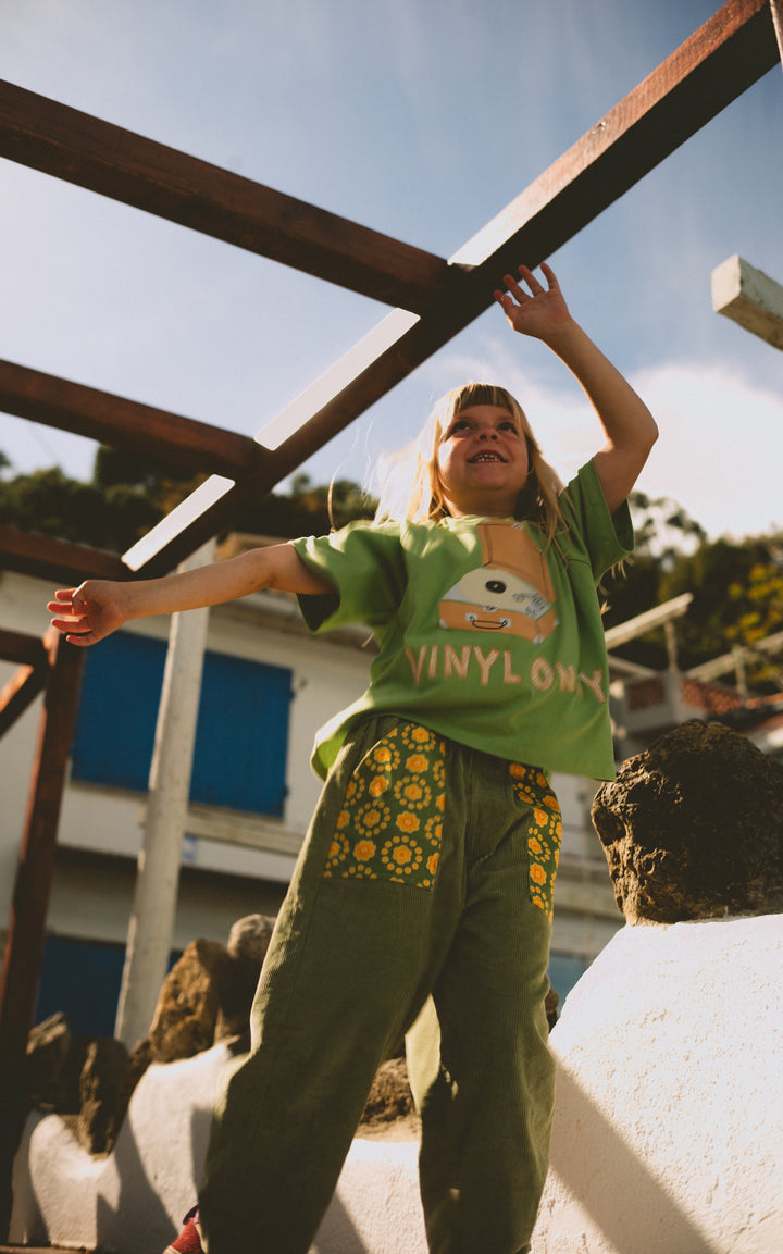vinyl only tee - apple green