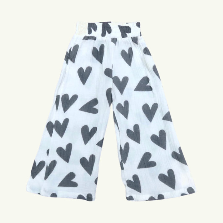 black hearts all over pant on stork