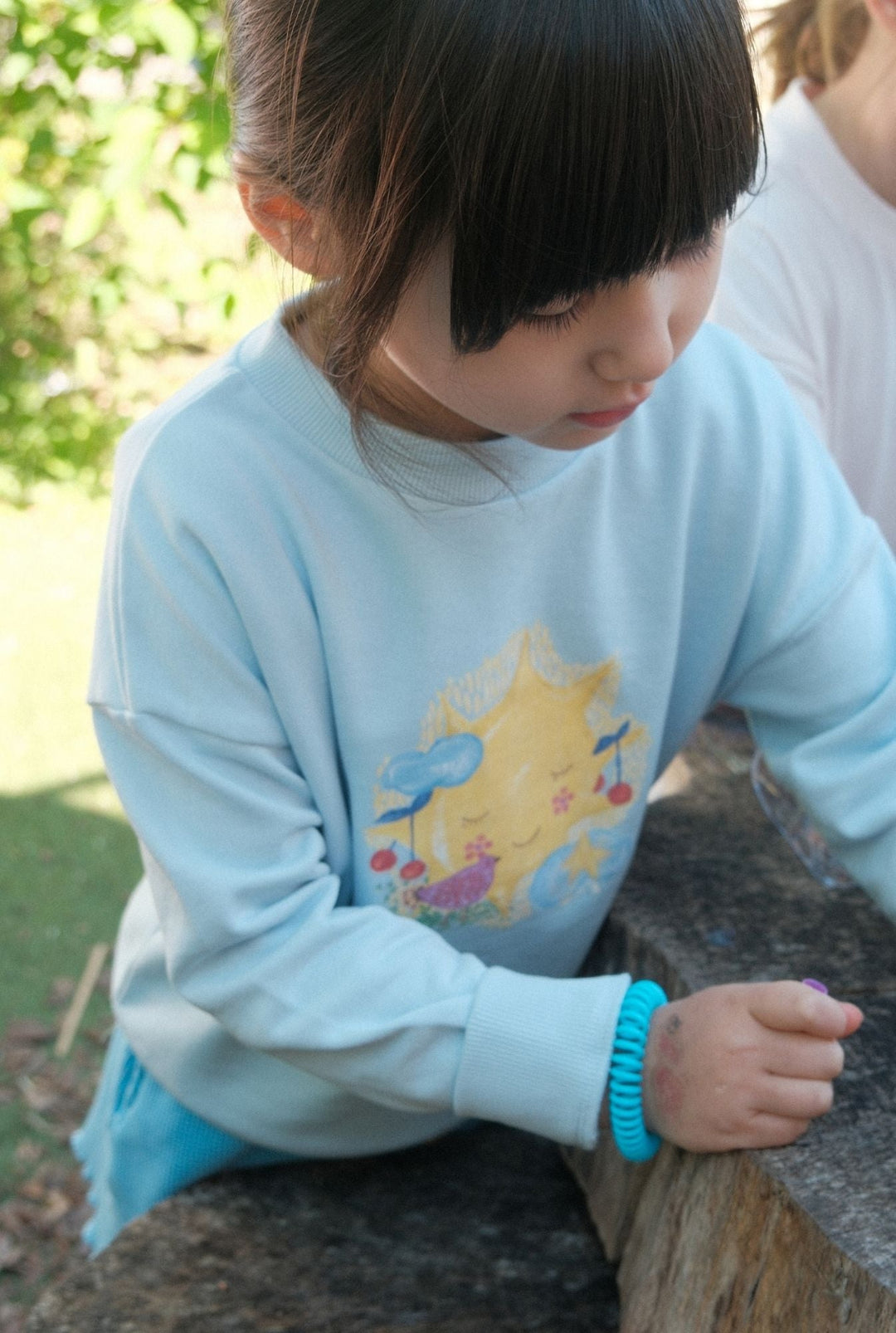 sun crewneck on stork