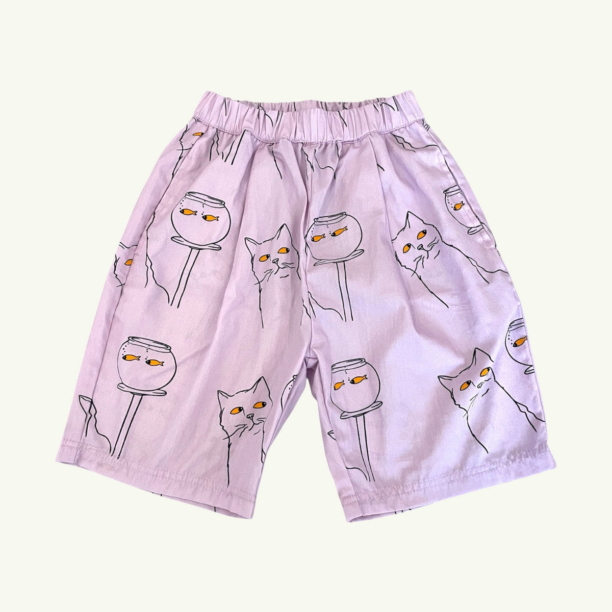 suspicious cat short on stork